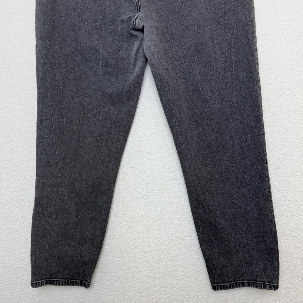 Abercrombie & Fitch The Mom High Rise Black Jean - Picture 8 of 12